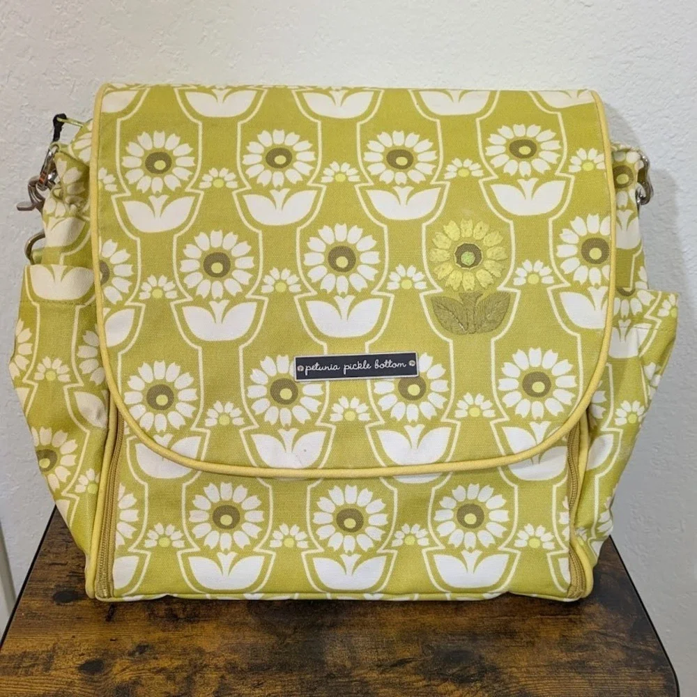 Petunia Pickle Bottom Boxy Flower Print Embroidered Diaper Bag‎ w Changing Pad